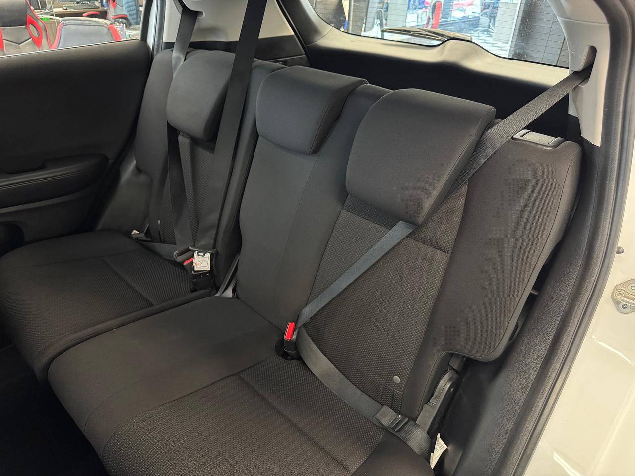 2016 Honda HR-V LX+Camera+Heated Seats+A/C+CLEAN CARFAX Photo