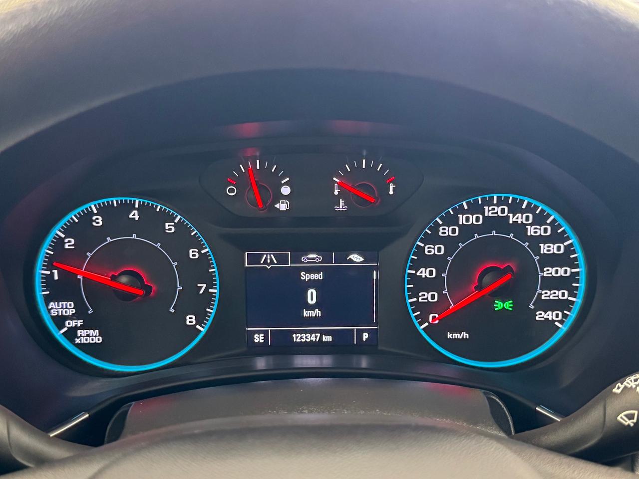 2020 Chevrolet Equinox LS+ApplePlay+Lane Departure+HTD Seats+CLEAN CARFAX Photo