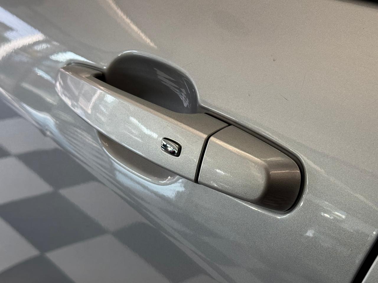 2020 Chevrolet Equinox LS+ApplePlay+Lane Departure+HTD Seats+CLEAN CARFAX Photo