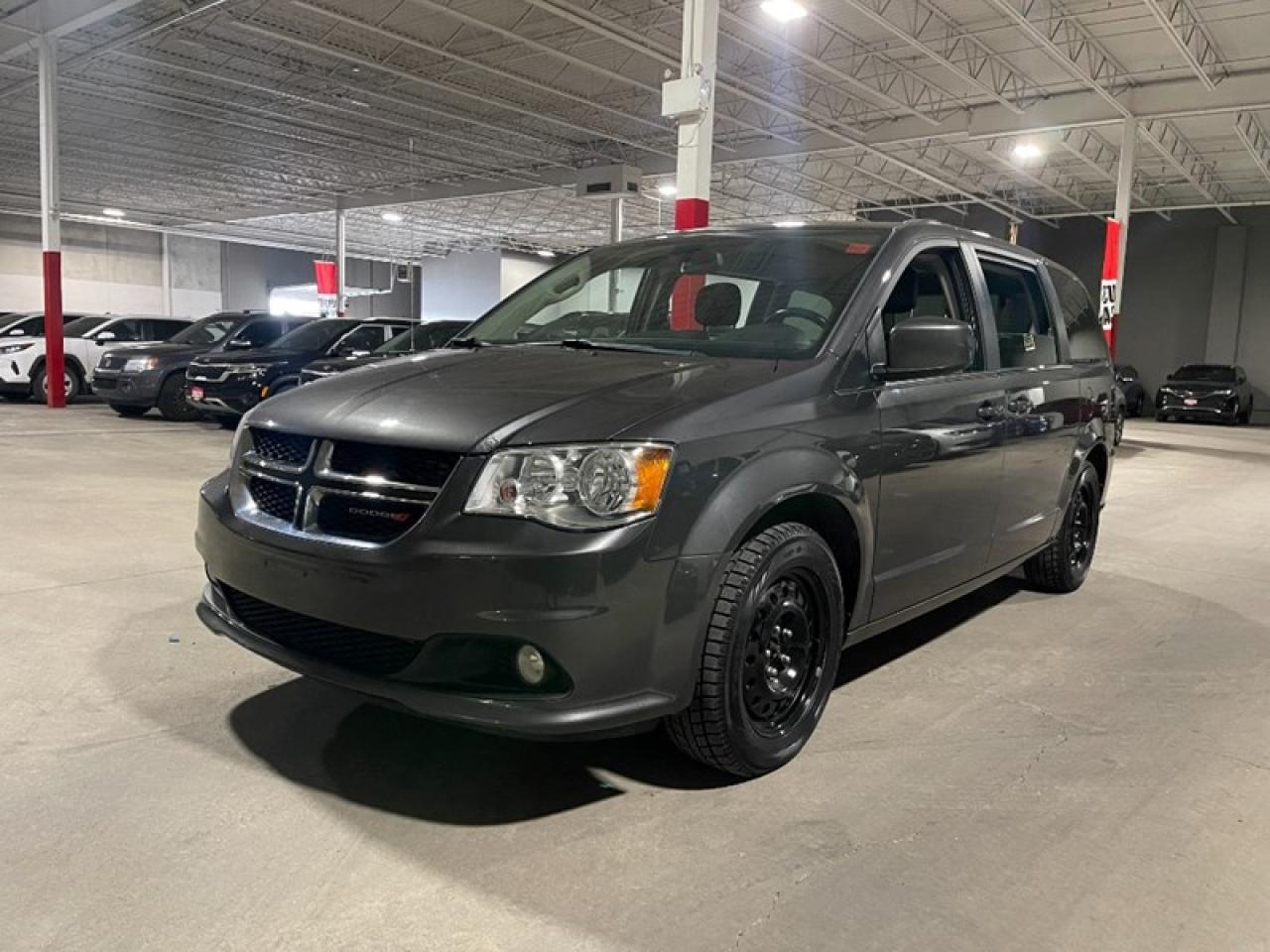 Used 2018 Dodge Grand Caravan Crew 2WD for sale in Nepean, ON