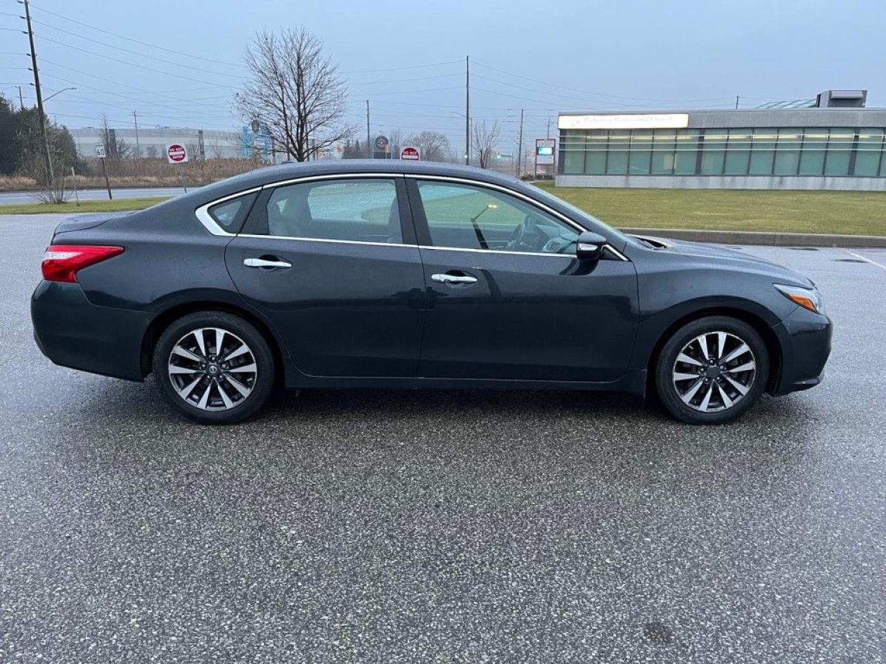 2017 Nissan Altima 2.5 SL | LEATHER | NAVI | HEATED SEATS & STEERING | SUNROOF - Photo #7