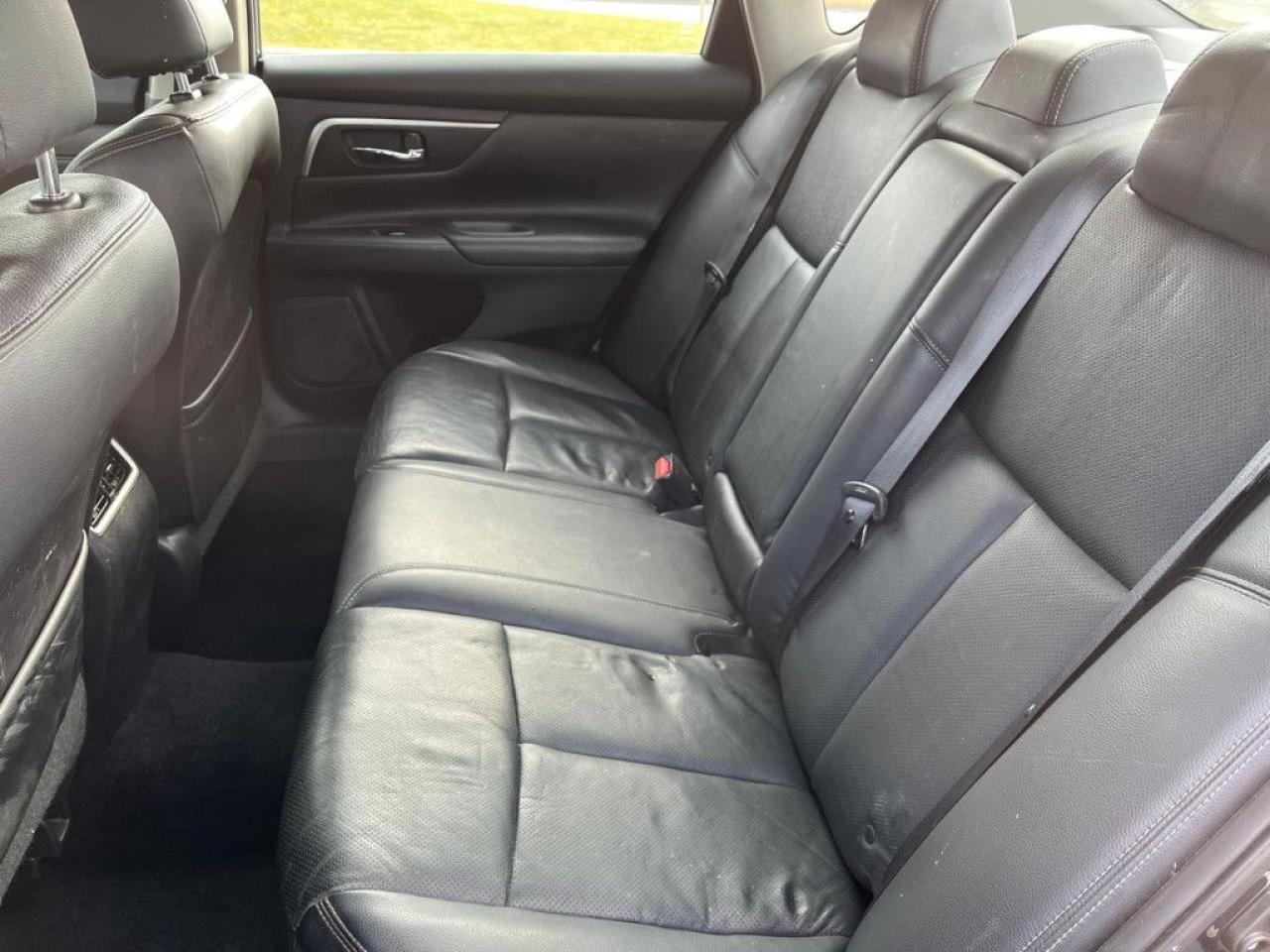 2017 Nissan Altima 2.5 SL | LEATHER | NAVI | HEATED SEATS & STEERING | SUNROOF - Photo #16