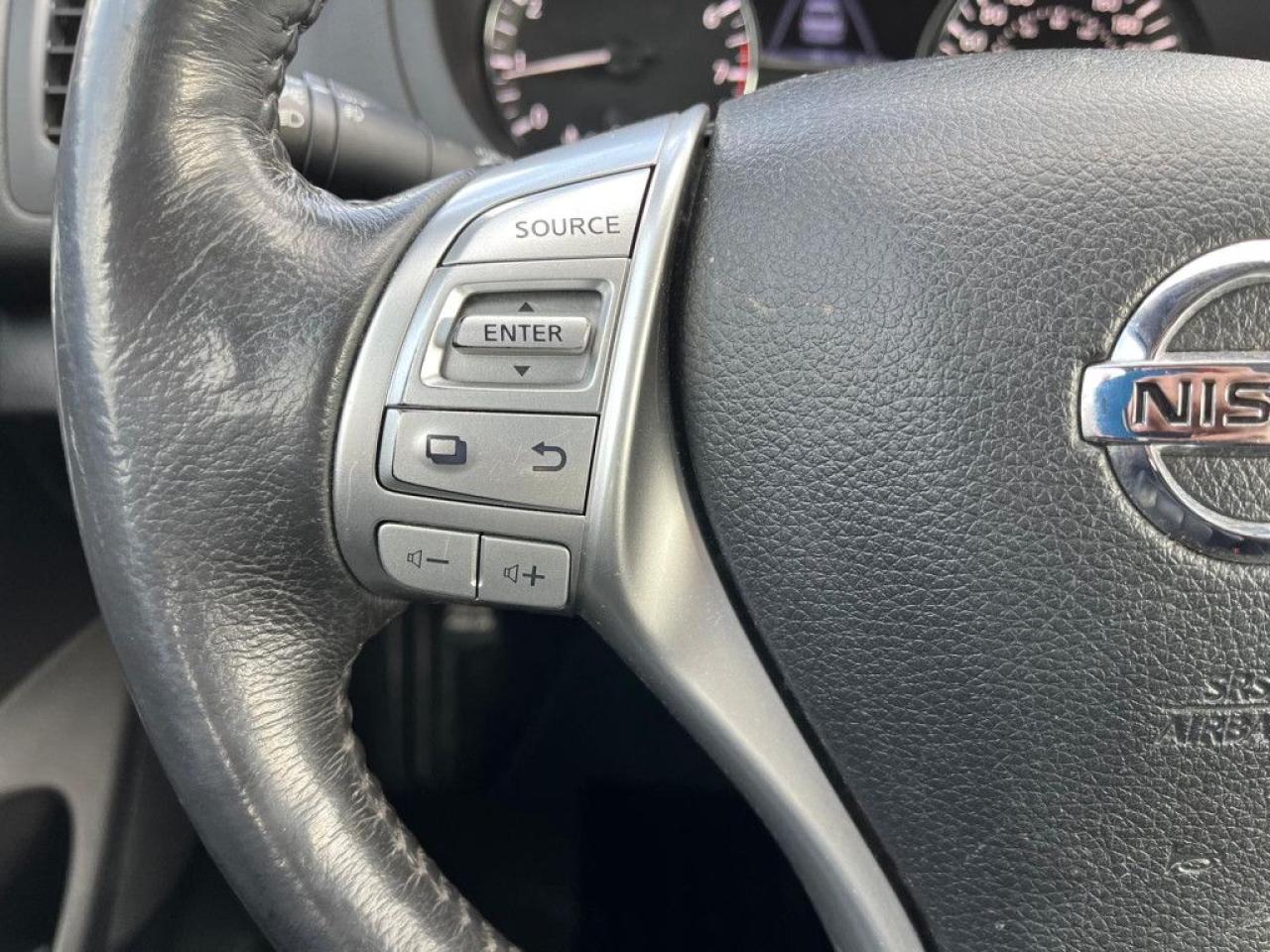 2017 Nissan Altima 2.5 SL | LEATHER | NAVI | HEATED SEATS & STEERING | SUNROOF - Photo #21