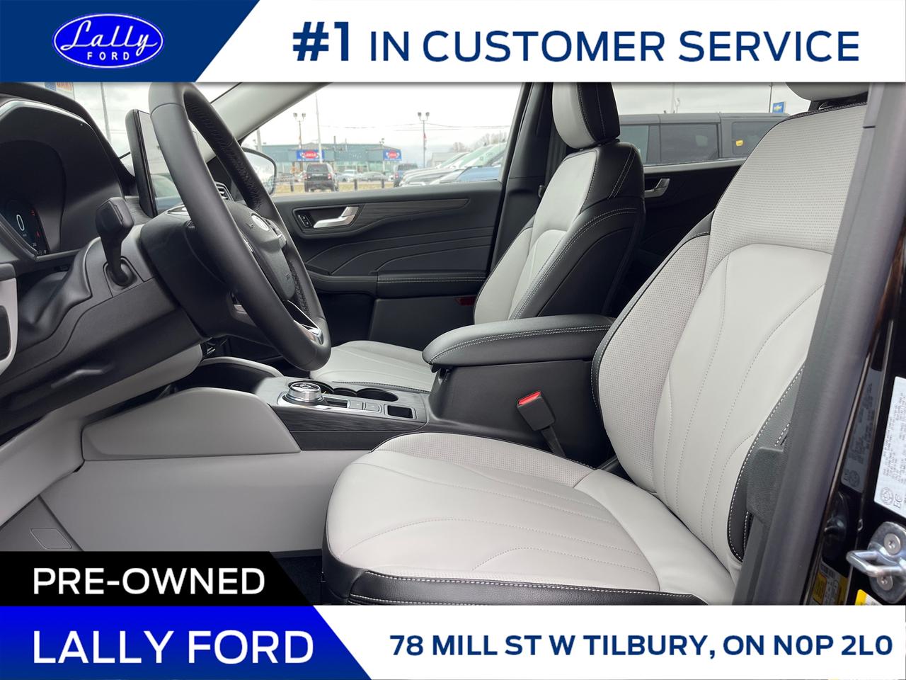 2025 Ford Escape Platinum Photo