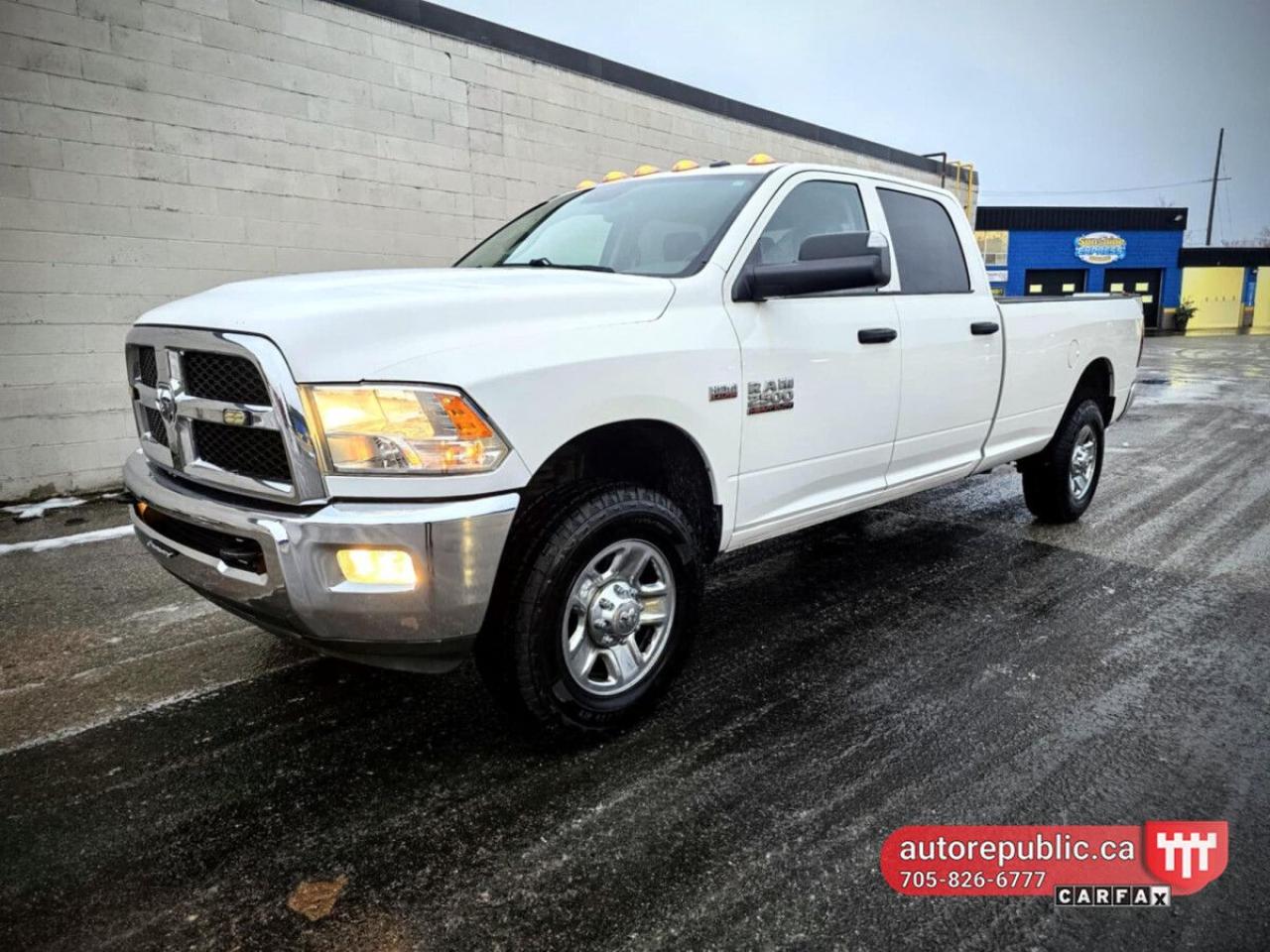 Used 2015 RAM 2500 ST 6.4L V8 4x4 Hemi Crew Cab 8ft Box Certified for sale in Orillia, ON