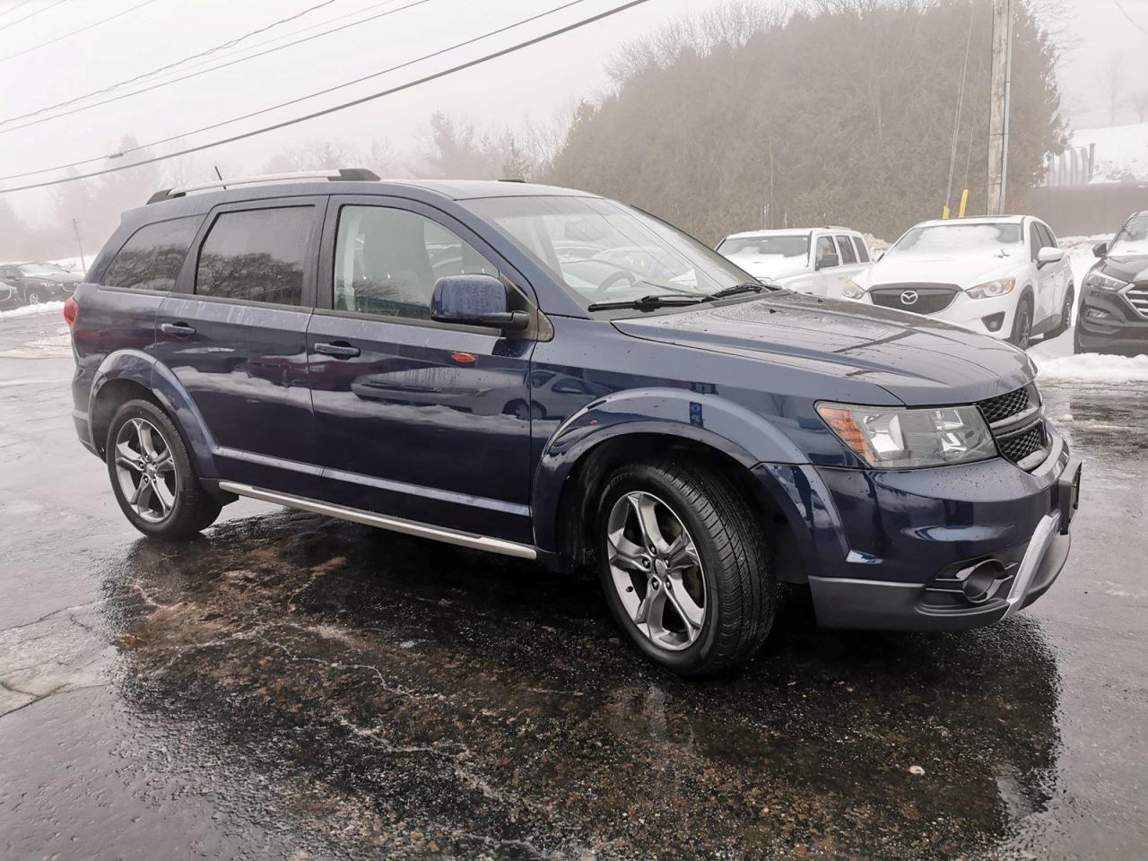 2017 Dodge Journey Crossroad - Photo #6