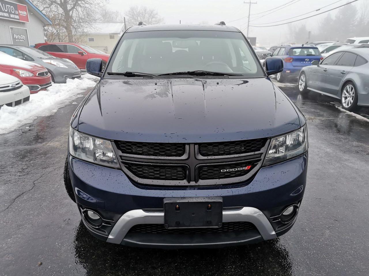 2017 Dodge Journey Crossroad - Photo #7