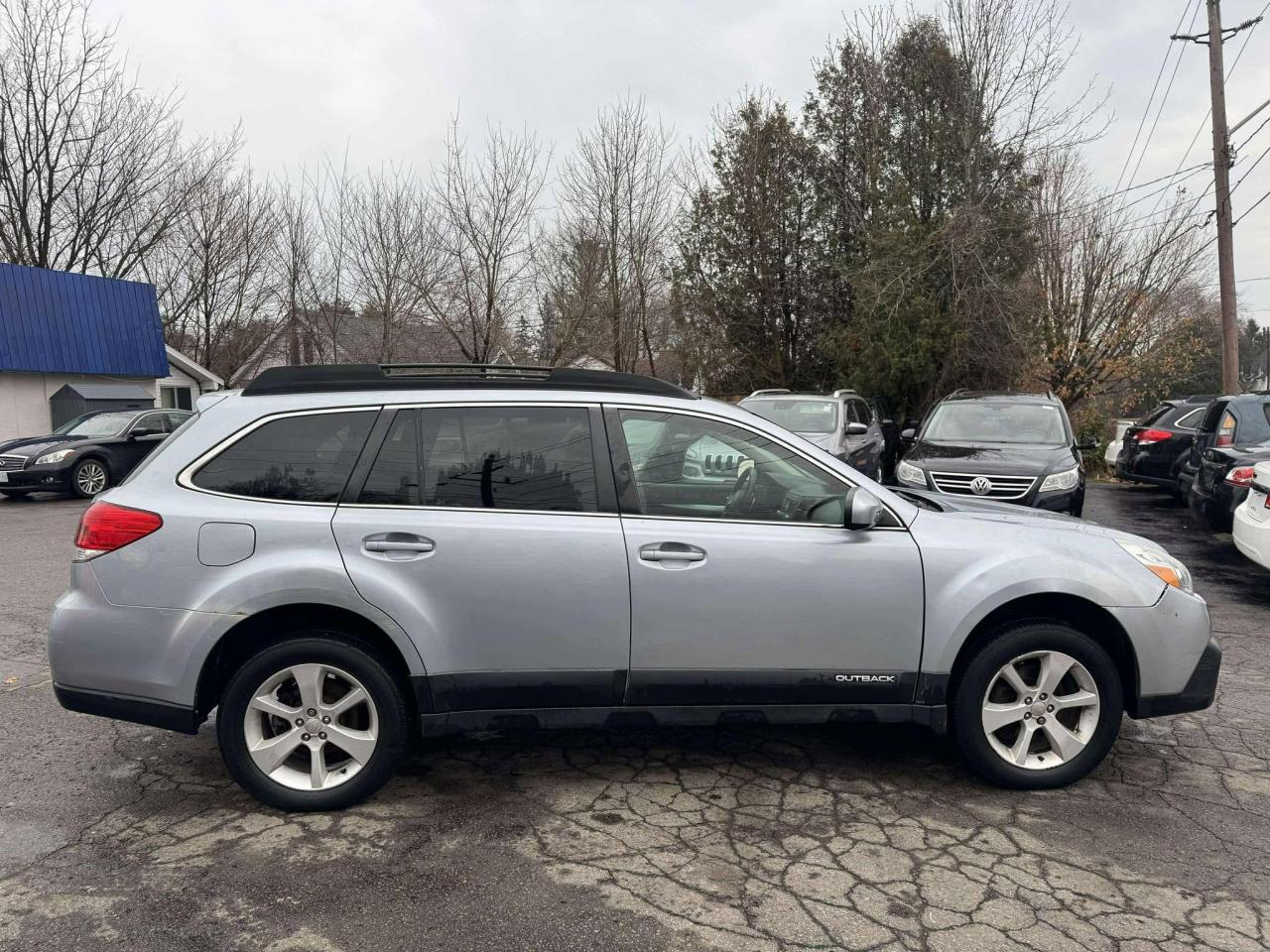 2014 Subaru Outback  - Photo #8