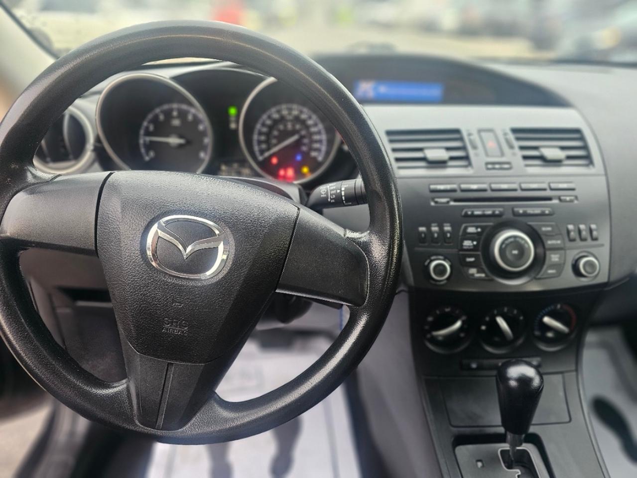 2013 Mazda MAZDA3 4dr Sdn Auto GX - Photo #11