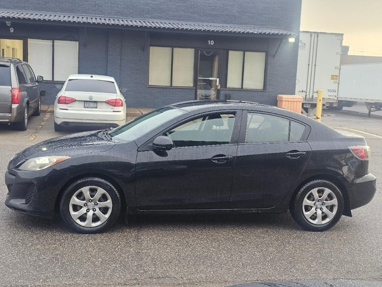 2013 Mazda MAZDA3 4dr Sdn Auto GX - Photo #2