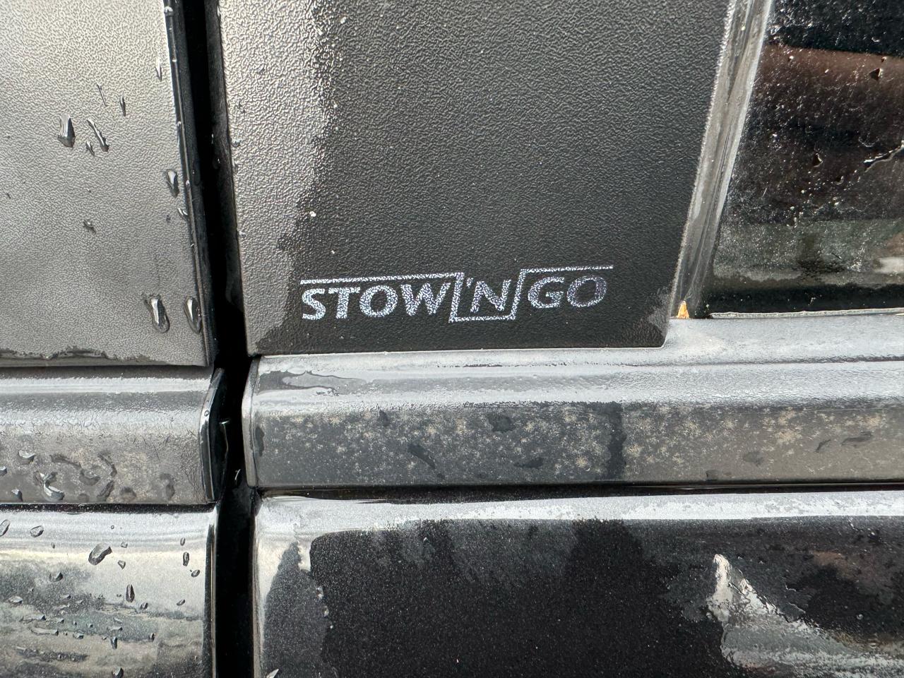2011 Dodge Grand Caravan SXT - Photo #6