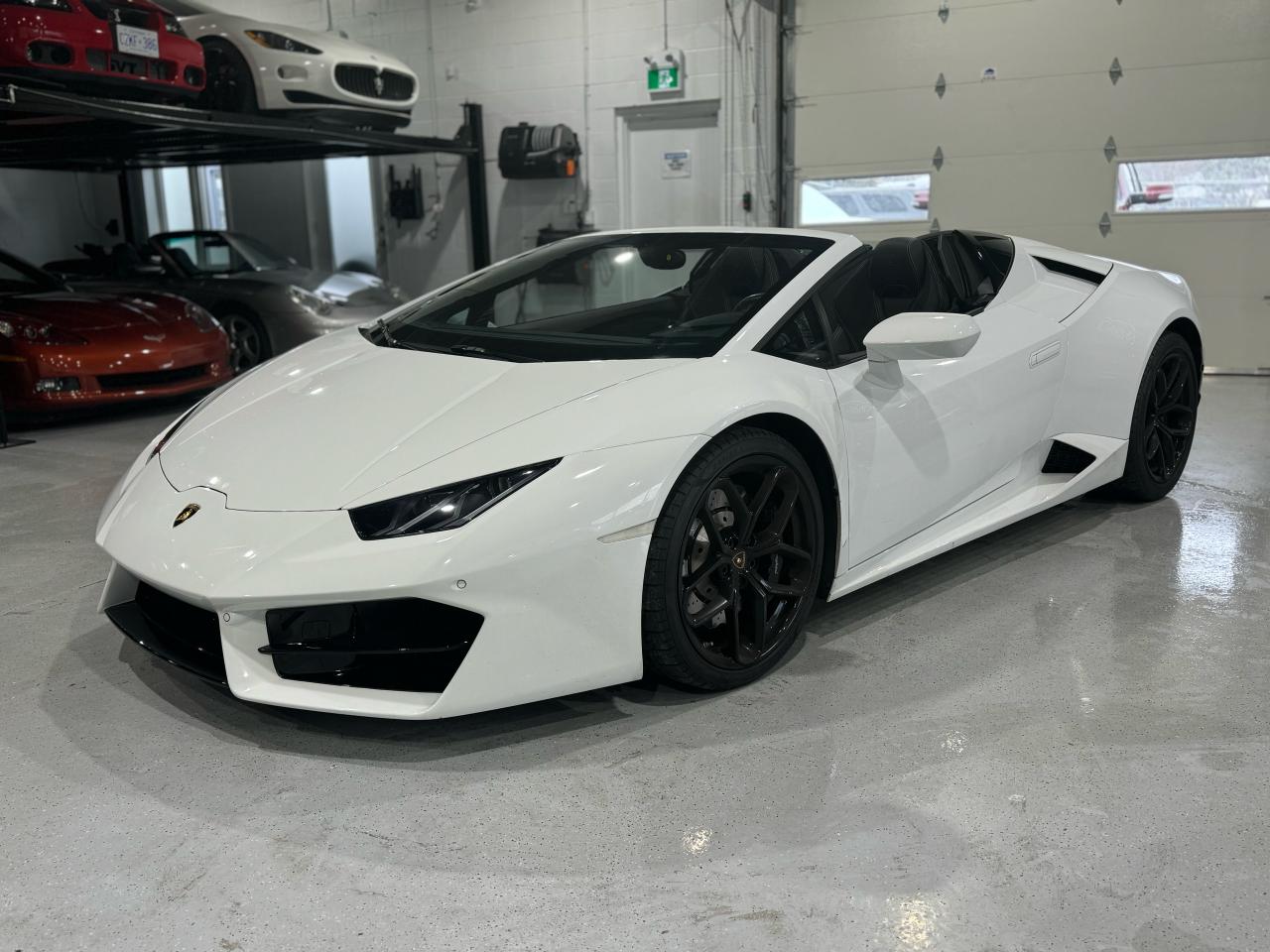 2017 Lamborghini Huracan  Photo2
