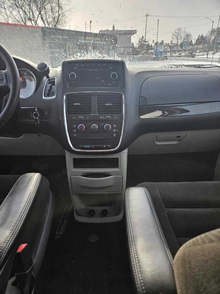 2015 Dodge Grand Caravan CANADA VALUE PACKAGE - Photo #6