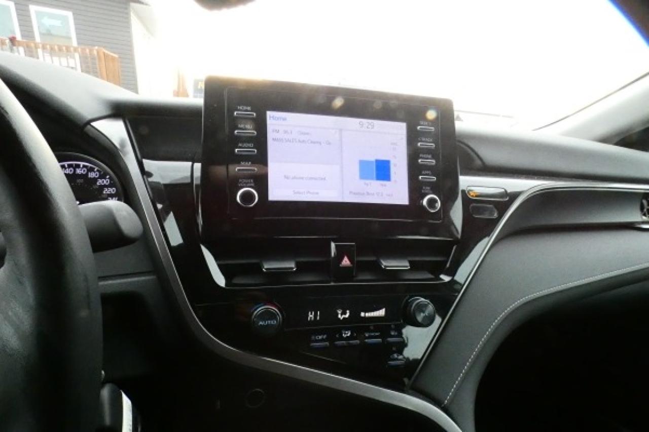 2024 Toyota Camry SE Auto w/Htd L.wrap, BUC - Photo #14