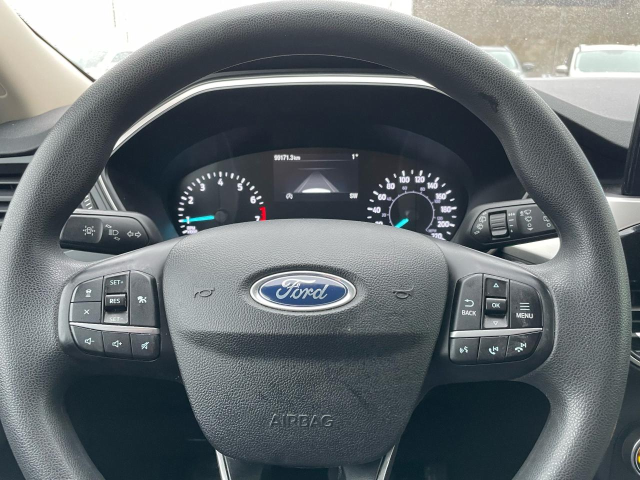 2020 Ford Escape SE - Photo #9