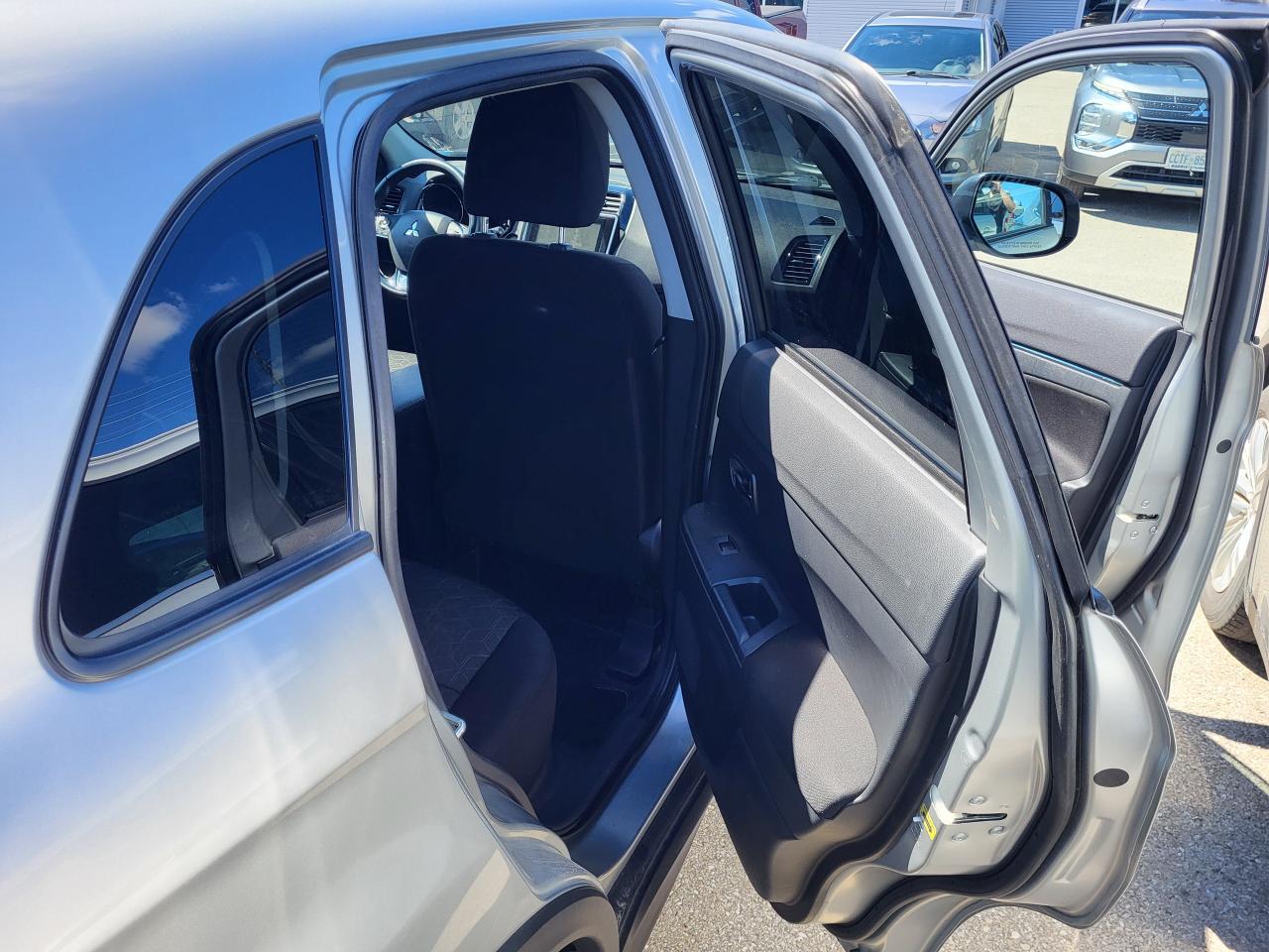 2021 Mitsubishi RVR SE AWC Photo