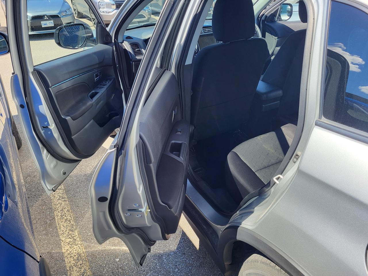 2021 Mitsubishi RVR SE AWC Photo