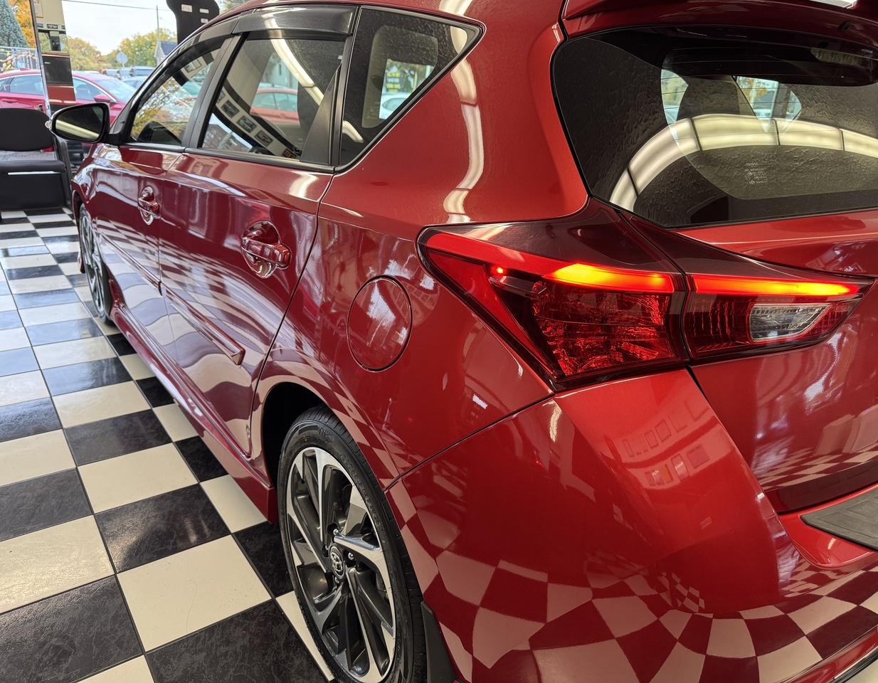 2018 Toyota Corolla iM IM+New Tires+Camera+Heated Seats+A/C! Photo