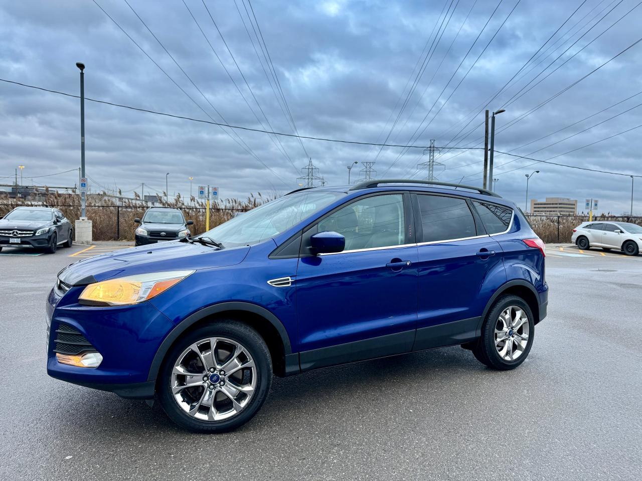 Used 2014 Ford Escape 4WD * LEATHER * NAVI * PANO ROOF * for sale in Toronto, ON