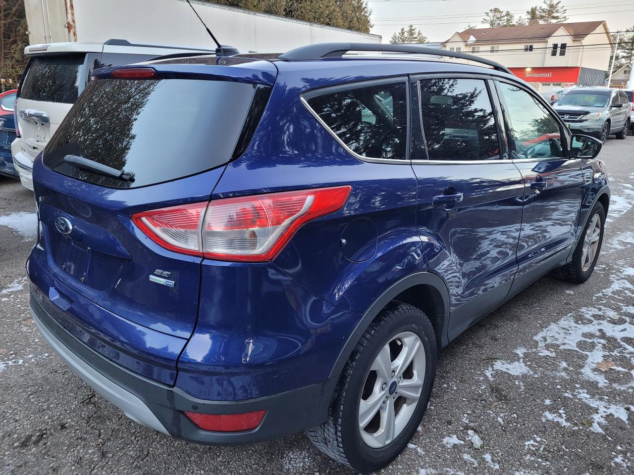 2014 Ford Escape 4WD 4dr SE Clean CarFax Financing Avail Trades OK Photo4