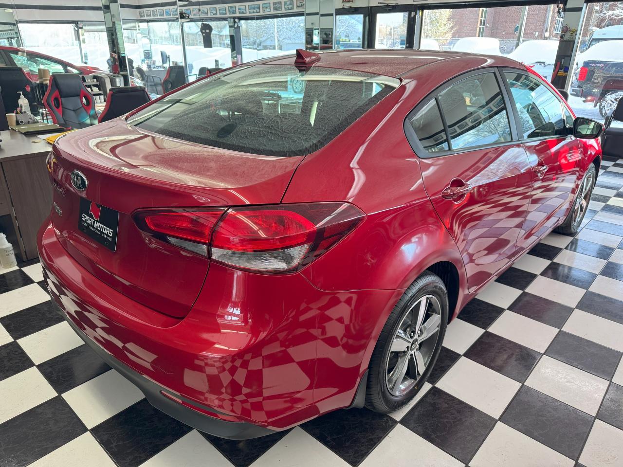 2018 Kia Forte LX+Camera+ApplePlay+New Tires+New Brakes Photo