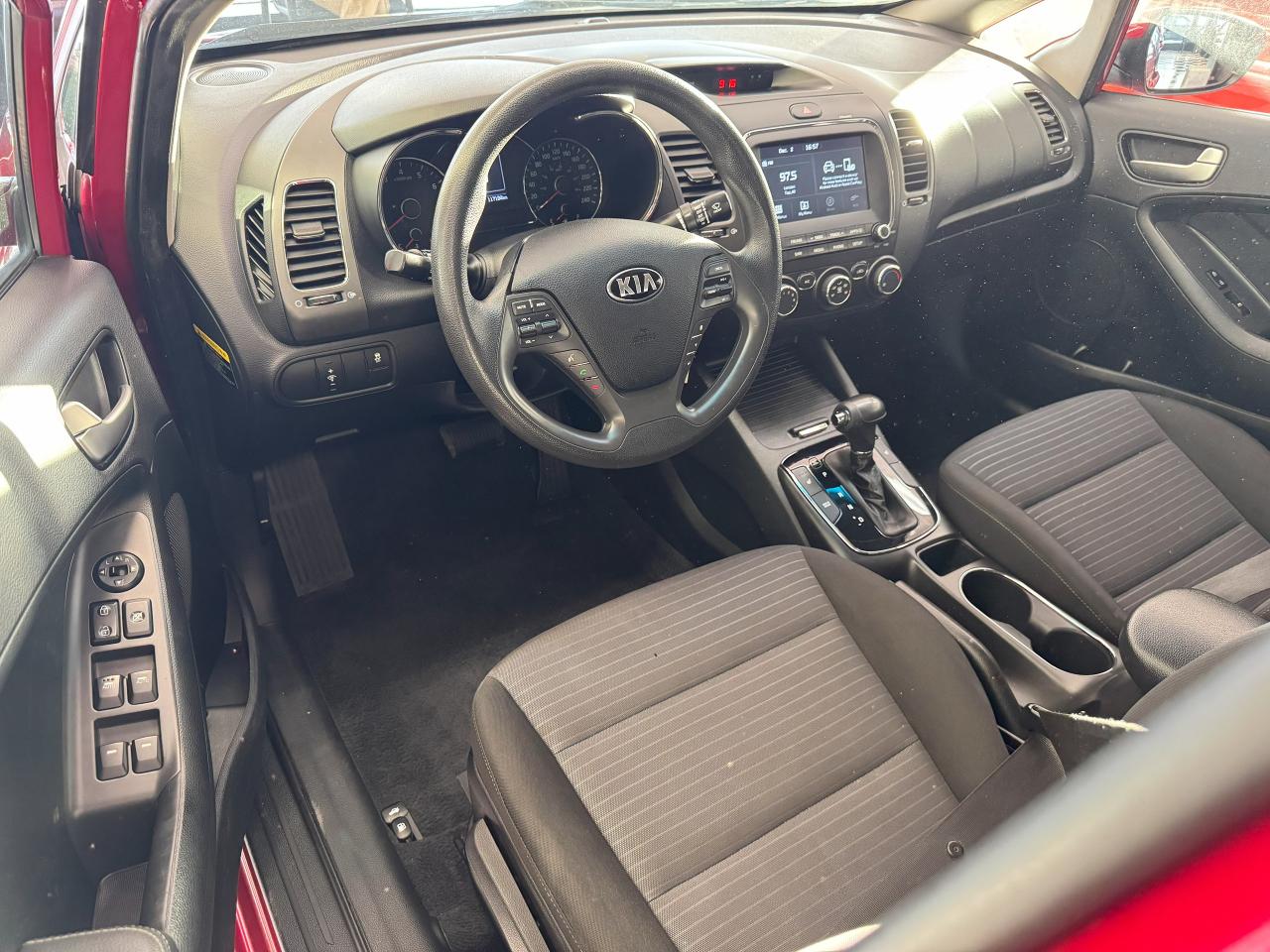 2018 Kia Forte LX+Camera+ApplePlay+New Tires+New Brakes Photo