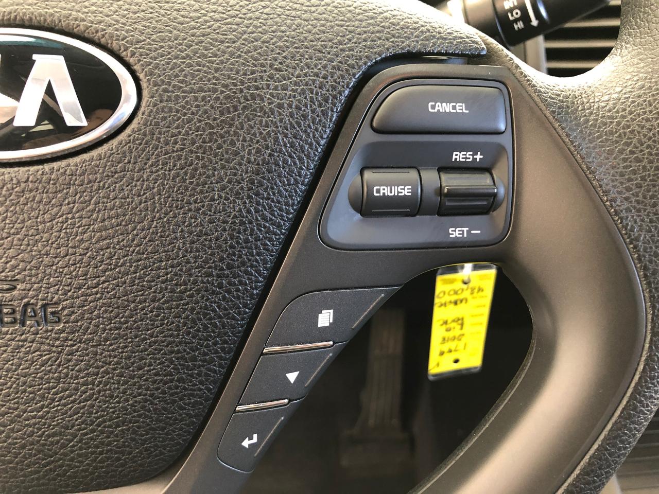 2018 Kia Forte LX+Camera+ApplePlay+New Tires+New Brakes Photo