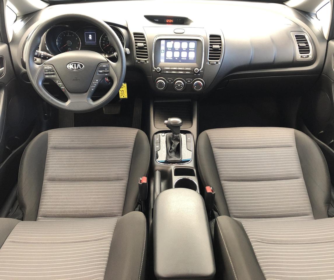 2018 Kia Forte LX+Camera+ApplePlay+New Tires+New Brakes Photo1