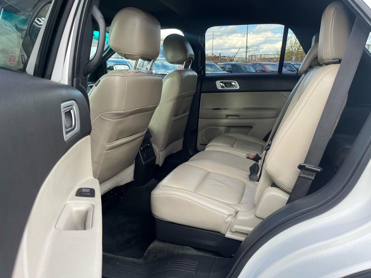 2015 Ford Explorer XLT - Photo #10