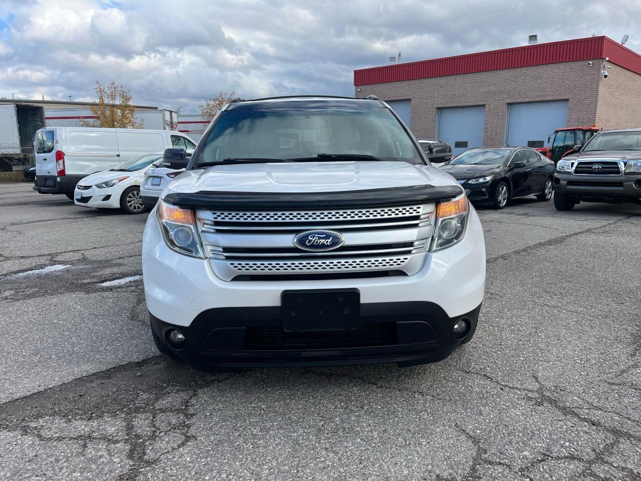 2015 Ford Explorer XLT - Photo #6