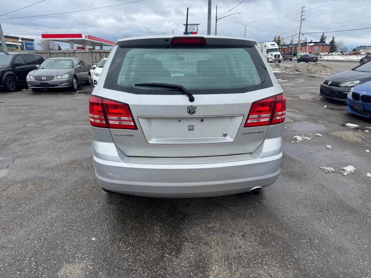 2009 Dodge Journey SE, AUTO, 4 CYL, 7 PASSENGER, ONLY 59KMS, CERT - Photo #4