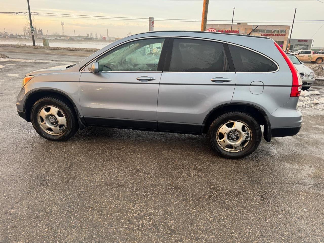 2011 Honda CR-V EX, AWD, AUTO, 4 CYL, ONLY 170KMS, CERTIFIED - Photo #2