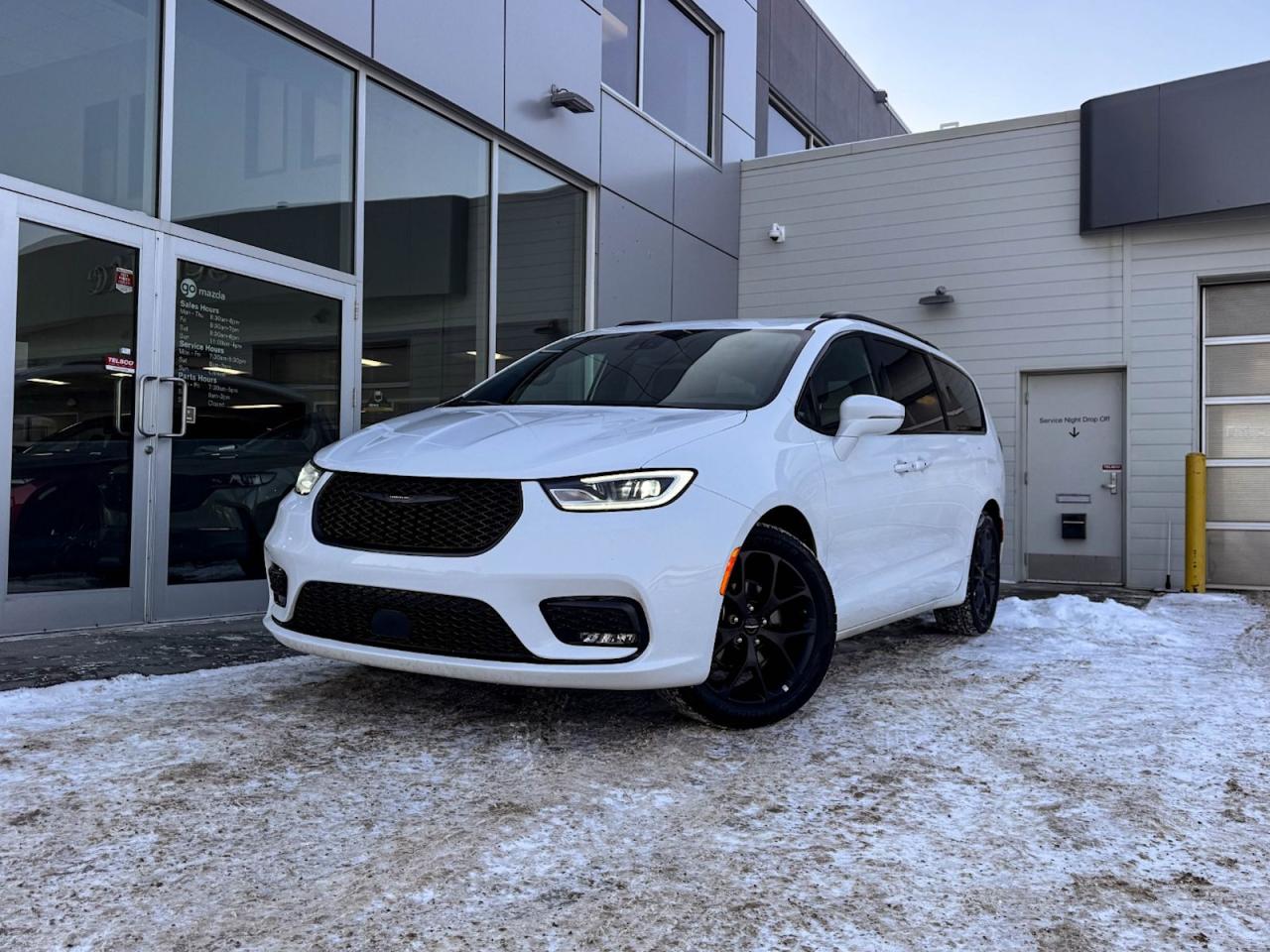 Used 2022 Chrysler Pacifica  for sale in Edmonton, AB