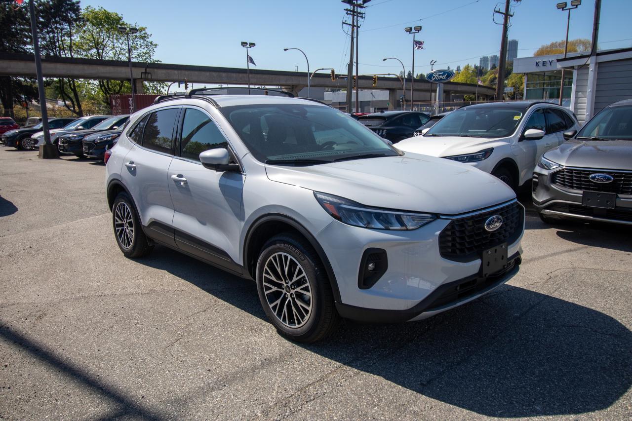 2025 Ford Escape PHEV FWD Photo3