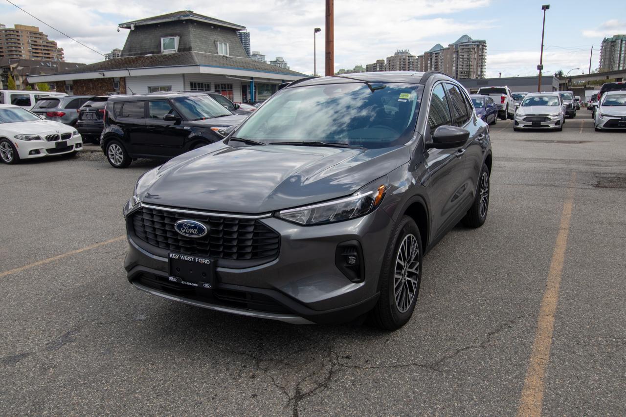 New 2025 Ford Escape PHEV FWD for sale in New Westminster, BC