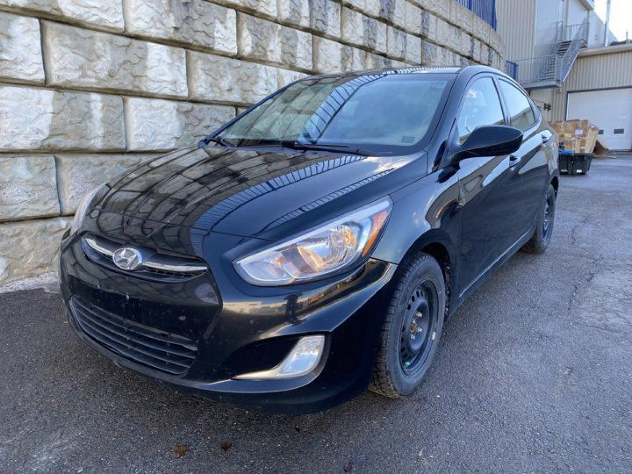 Used 2015 Hyundai Accent GLS - SUNROOF - LOW KMS for sale in Fredericton, NB