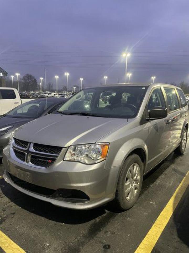 Used 2018 Dodge Grand Caravan SE | Stow n' Go | Power Front Windows | Cruise Control | AC | and More! for sale in Guelph, ON