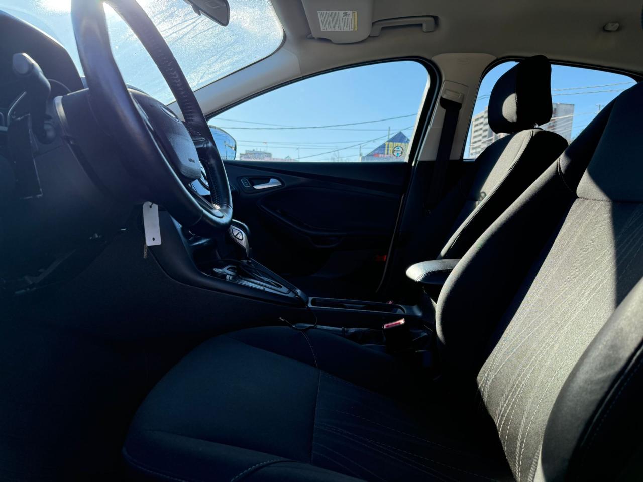 2016 Ford Focus SE  ACCIDENT FREE /CARPLAY /BACKUP CAMERA /BLUTOOT - Photo #18