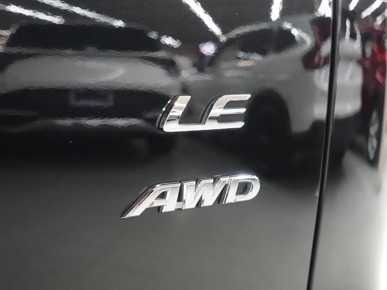 2023 Toyota Corolla Cross LE | AWD | LaneDep | Heated Steering | CarPlay Photo