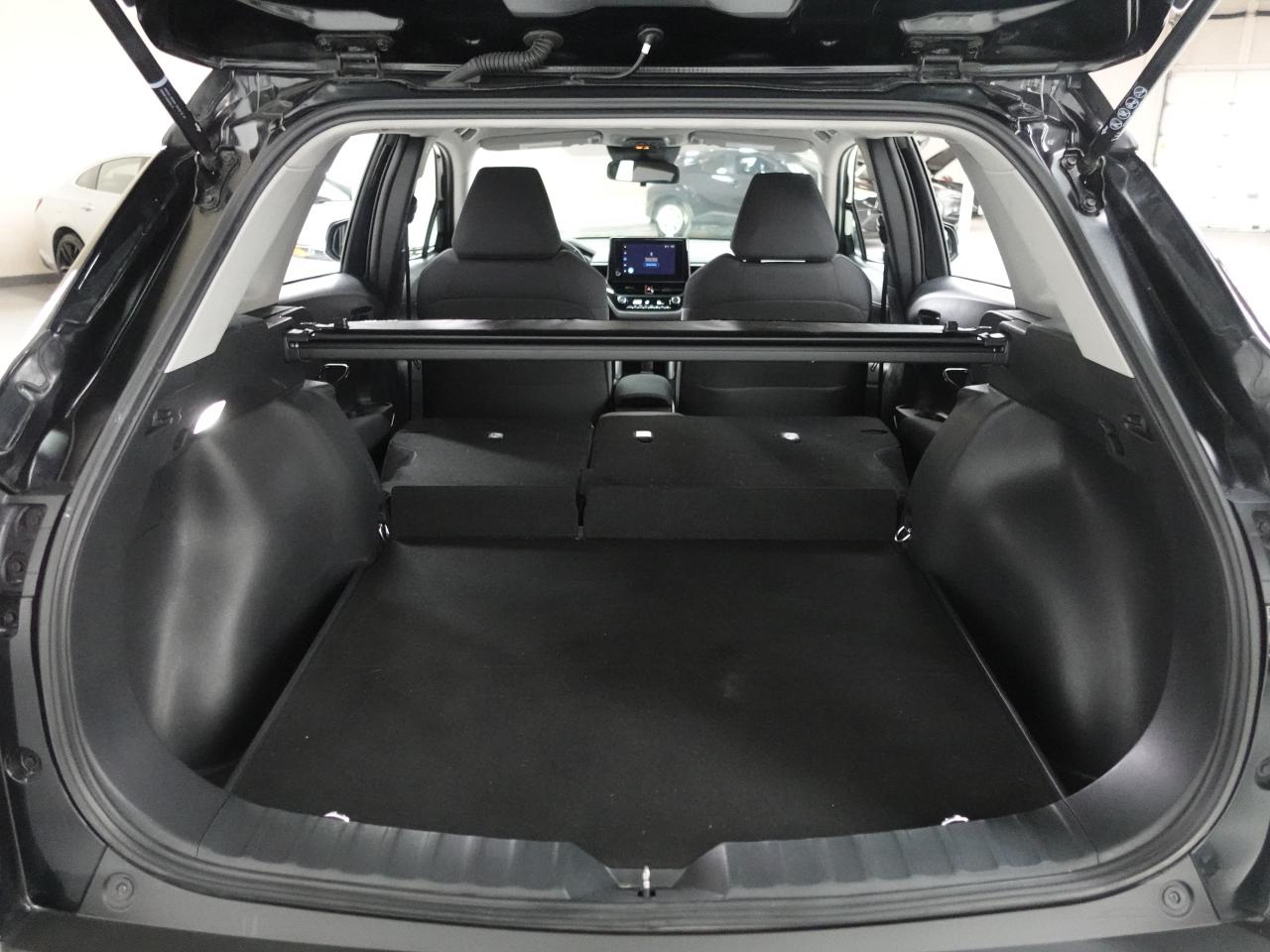 2023 Toyota Corolla Cross LE | AWD | LaneDep | Heated Steering | CarPlay Photo