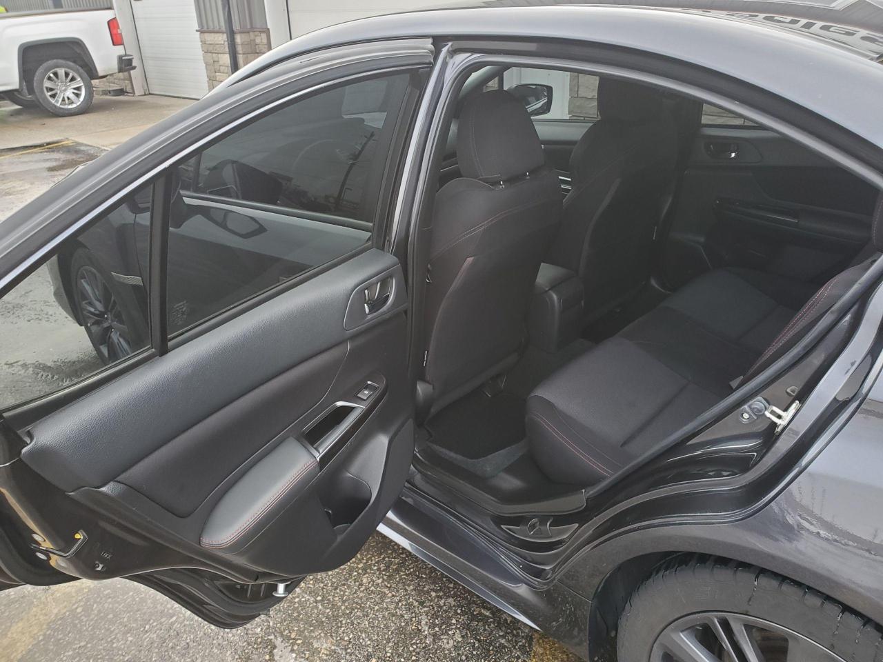 2018 Subaru WRX Sport Manual-SUNROOF-HEATED SEATS-REAR CAMERA - Photo #17