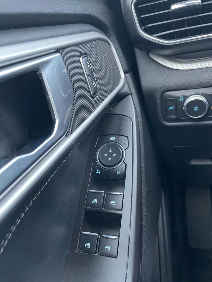 2020 Ford Explorer XLT - Photo #13