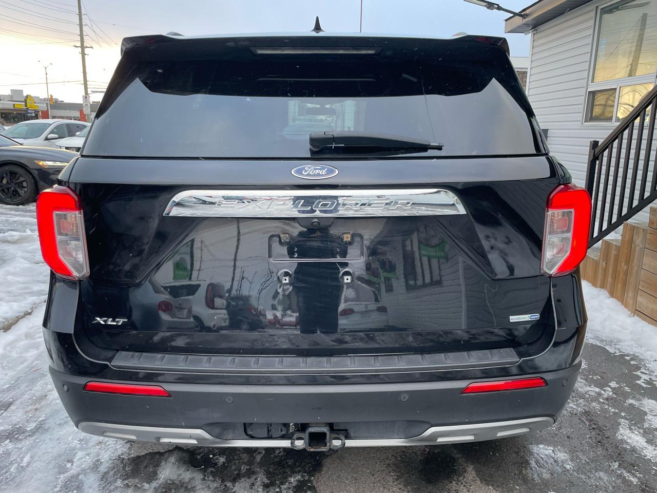 2020 Ford Explorer XLT - Photo #5
