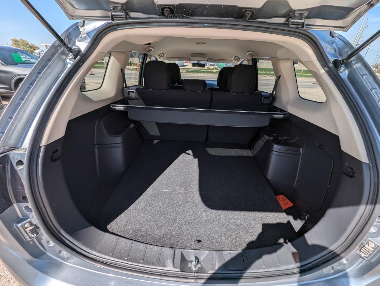 2016 Mitsubishi Outlander ES | Manitoba Owned | Heated Seats - Photo #5