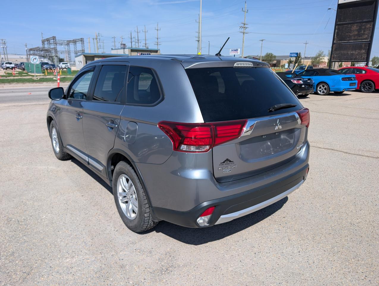 2016 Mitsubishi Outlander ES | Manitoba Owned | Heated Seats - Photo #6