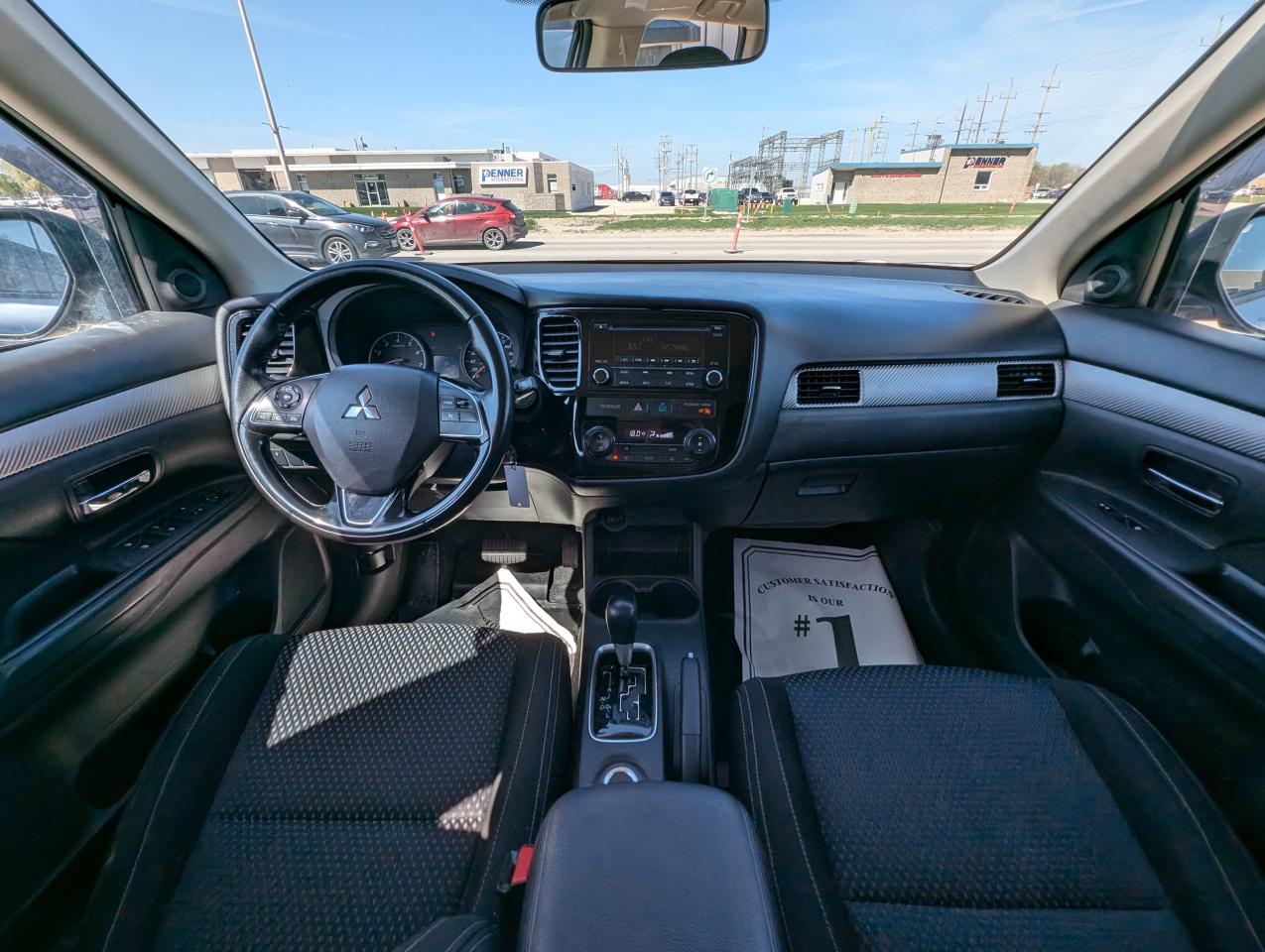 2016 Mitsubishi Outlander ES | Manitoba Owned | Heated Seats - Photo #8