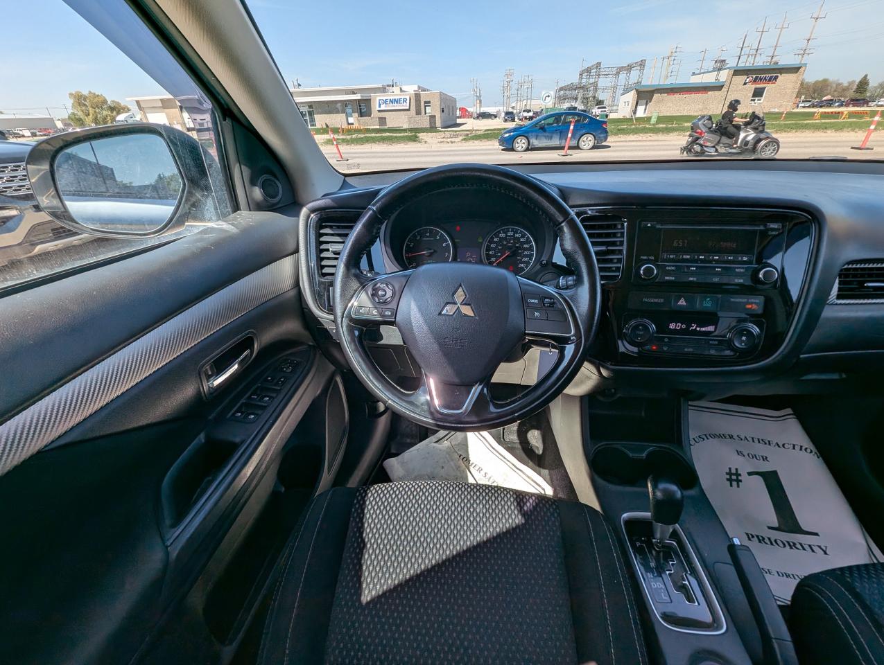 2016 Mitsubishi Outlander ES | Manitoba Owned | Heated Seats - Photo #9