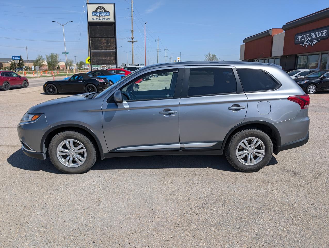 2016 Mitsubishi Outlander ES | Manitoba Owned | Heated Seats - Photo #7