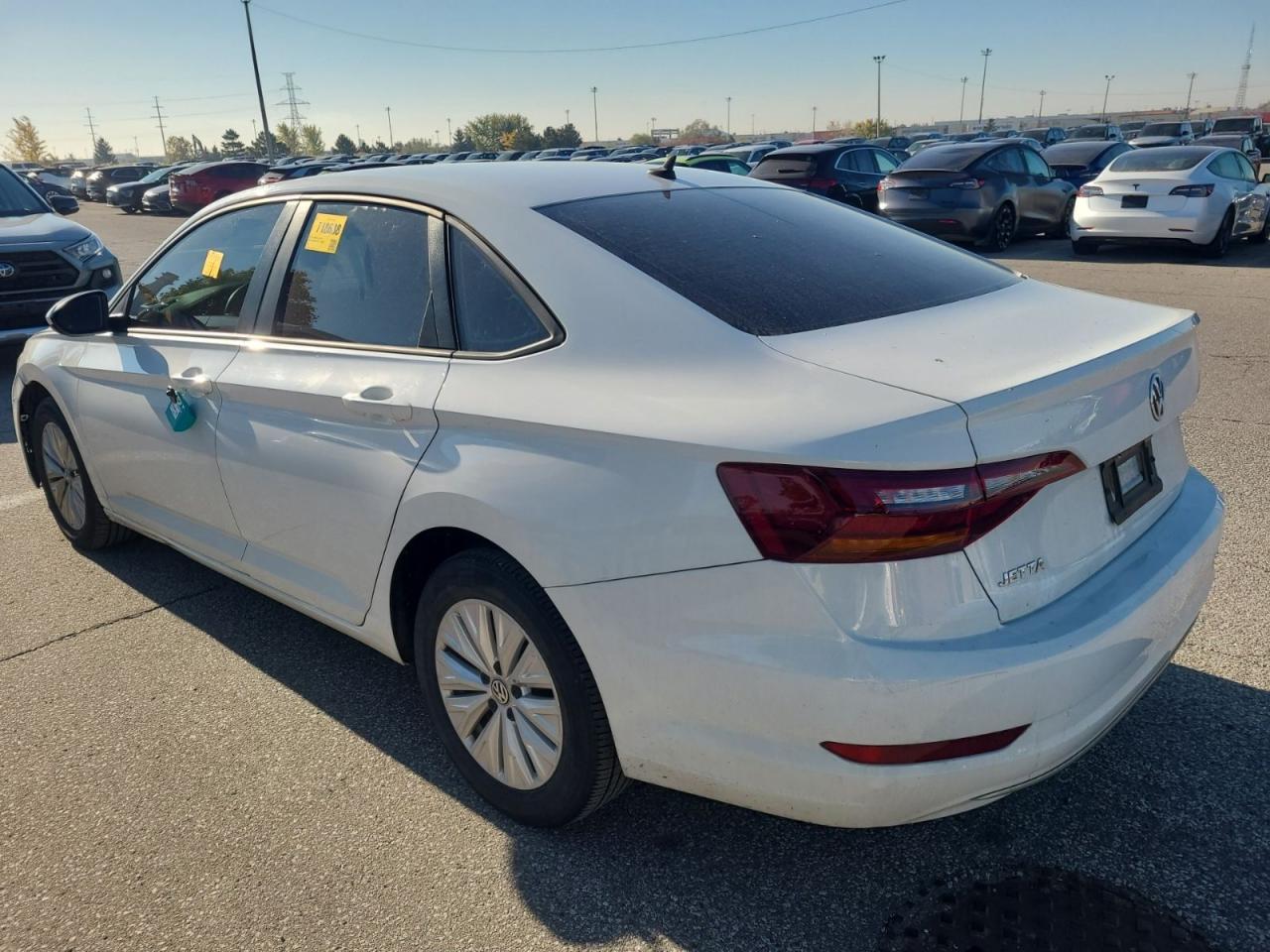 Used 2019 Volkswagen Jetta Comfortline Pearl White Heated Seats / Push Start / Reverse Camera for sale in Mississauga, ON