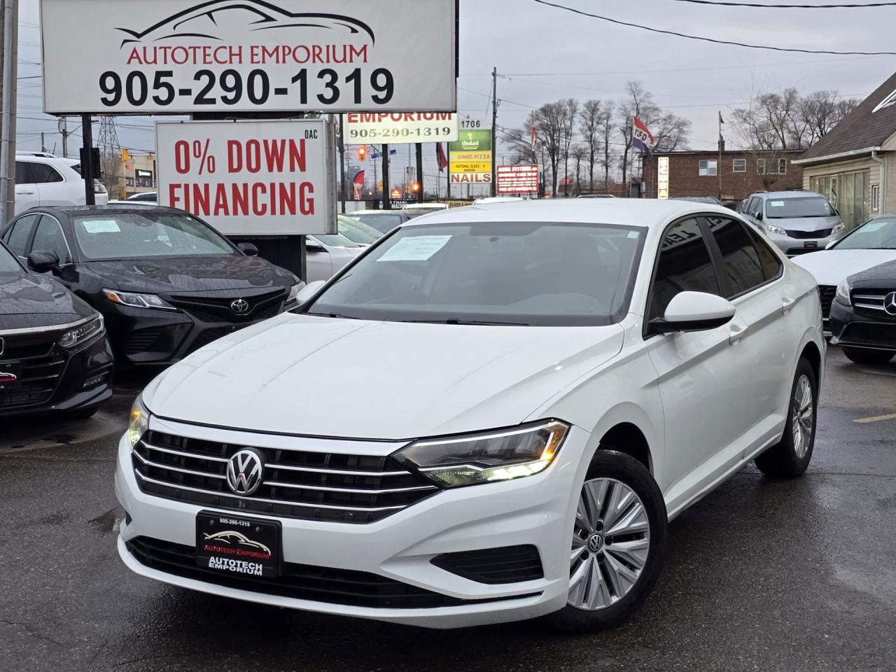 Used 2019 Volkswagen Jetta Comfortline Pearl White Heated Seats / Push Start / Reverse Camera for sale in Mississauga, ON